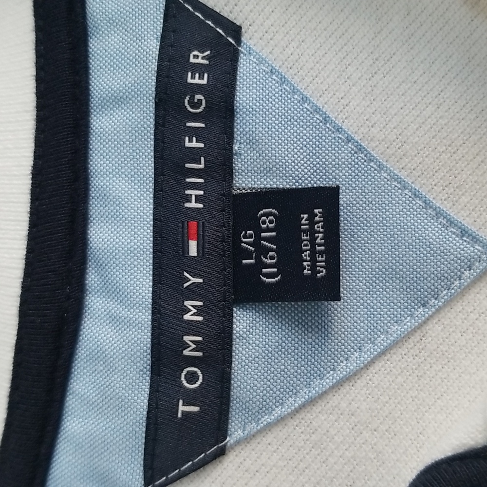 New Tommy Hilfiger Polo Shirt - Picture 4 of 11